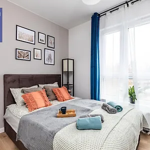 Superapart Nowy Sluzewiec, Next To Chopina Airport, Tor Sluzewiec, Aircondition Апартаменты